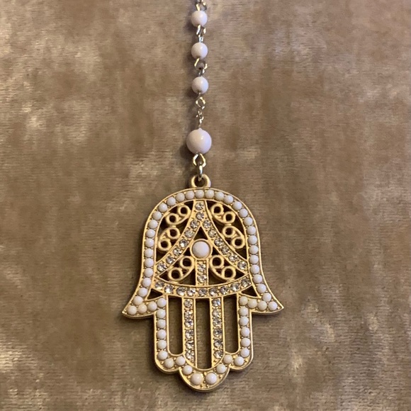 White Bead Crystal Hamsa Pendant & Gold Necklace - Picture 3 of 8